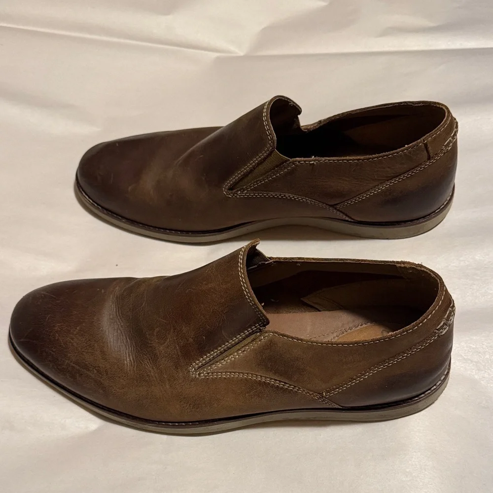 Clarks Rich Brown Slip-On Loafers